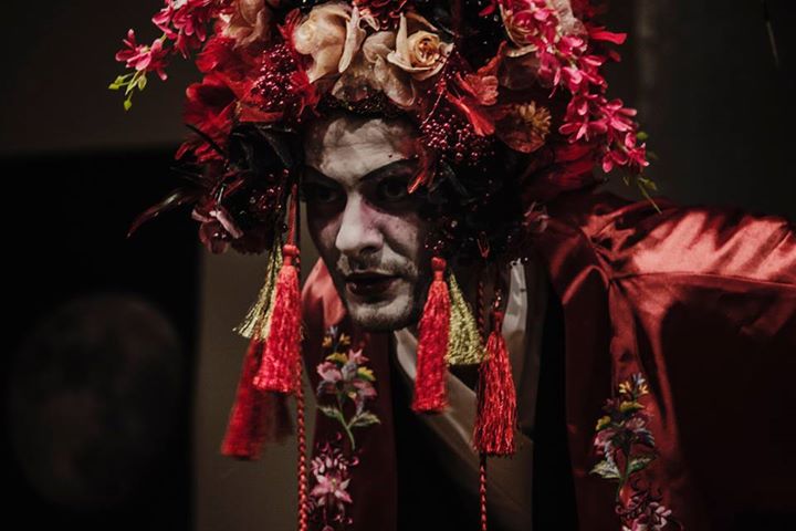 „No Theatre“ „Kaligula“: Mėnulio paieškos su ženklu&nbsp;N-18